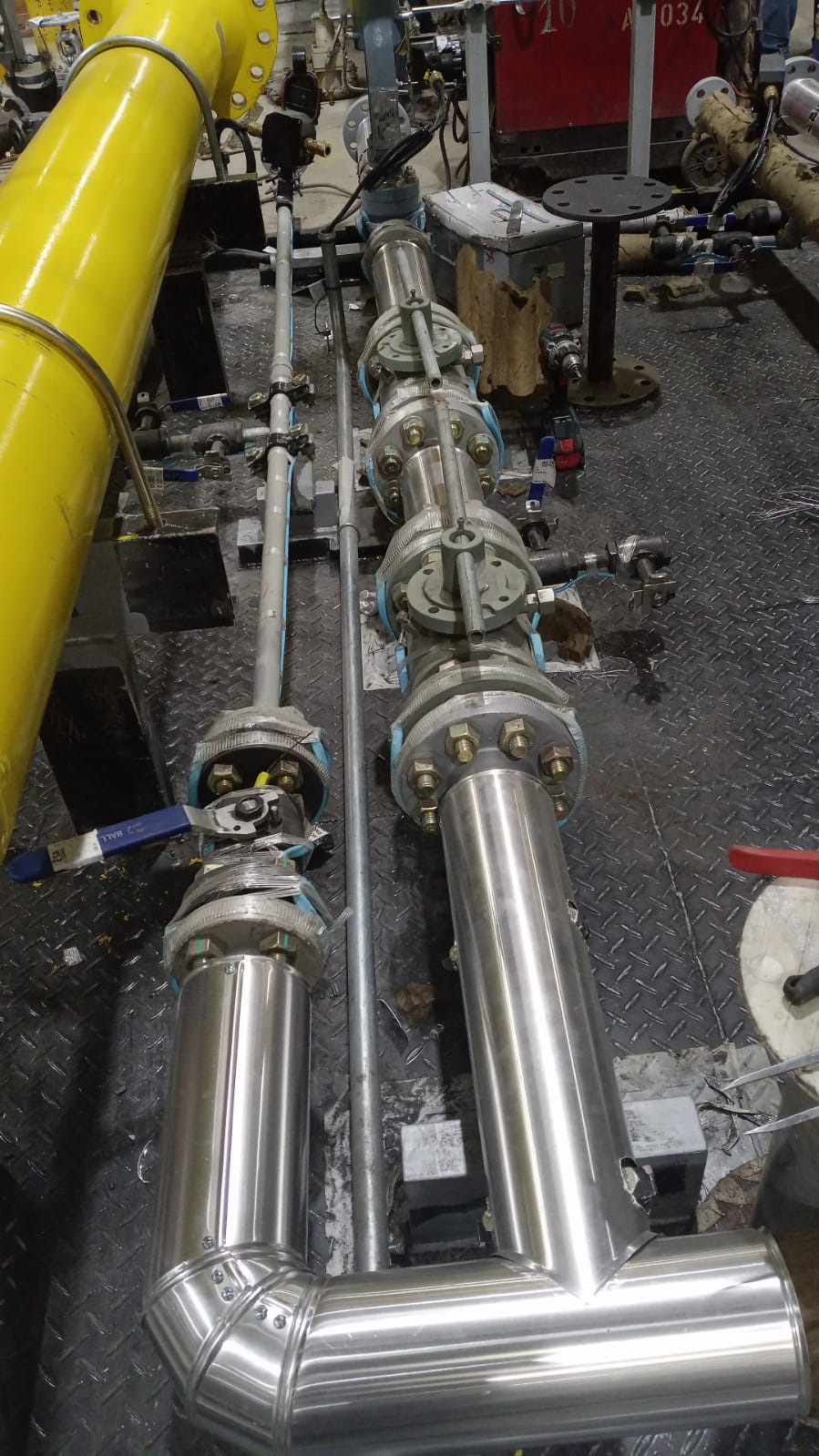 Tracing eléctrico con cables calefactores en cañerías de proceso con instrumentación – Aislaciones DM